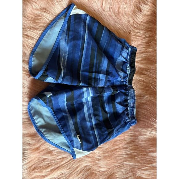 Nike Girls Dri Fit Blue Multi Colored Shorts Kids Size Large - Picture 2 of 7
